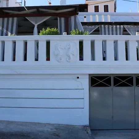 Dom wakacyjny Evilio Votsi (Alonnisos)