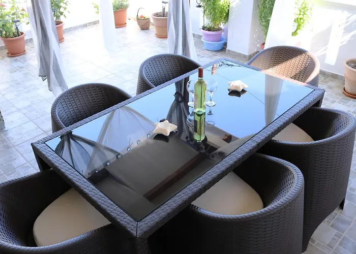 Semesterbostad Evilio *