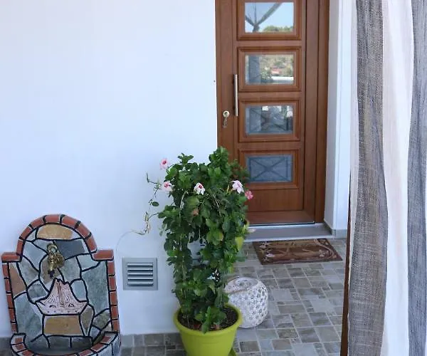 Evilio Semesterbostad Votsi (Alonnisos)